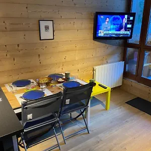 Confortable Style Chalet, Lary Soulan Centre Village, 6 Nuits Minimum , Saint-Lary-Soulan France